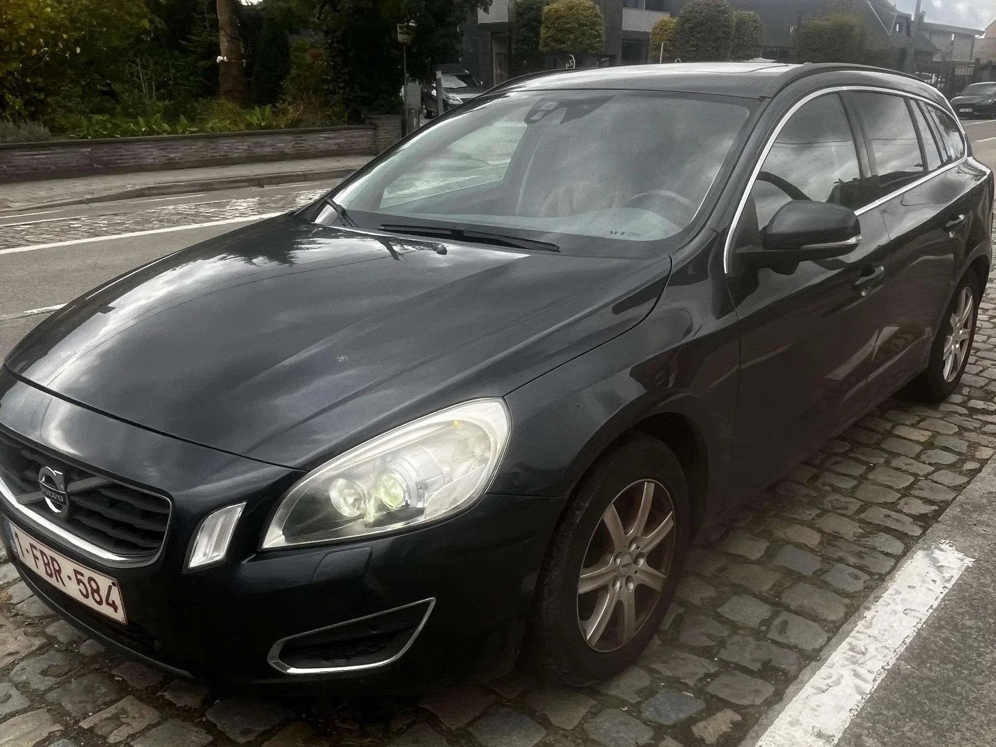 Volvo V60 V60 1.6 D2 Momentum Start/Stop (bj 2012), Auto's, Euro 5, Gebruikt, 4 cilinders, Zwart