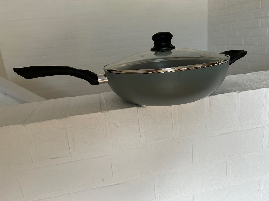 Poêle à wok, Maison & Meubles, Cuisine | Casseroles & Poêles, Revêtement antiadhésif, Enlèvement ou Envoi, Aluminium, Comme neuf
