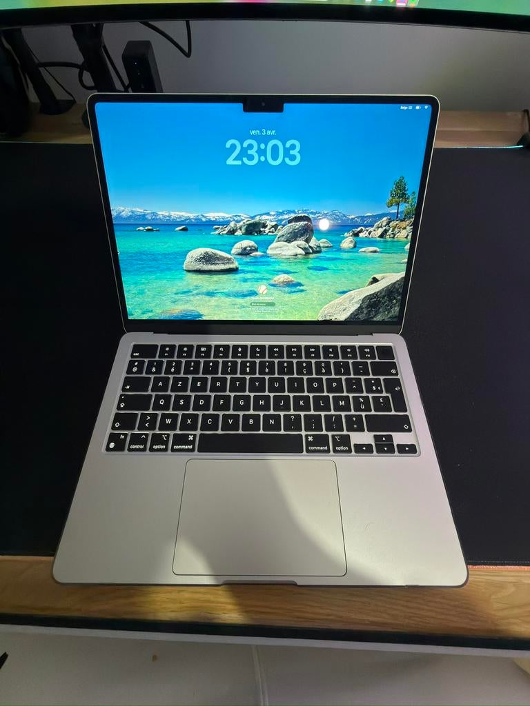 Macbook air 13 pouces M3 + souris Apple, Ophalen of Verzenden, Zo goed als nieuw, 13 inch, MacBook