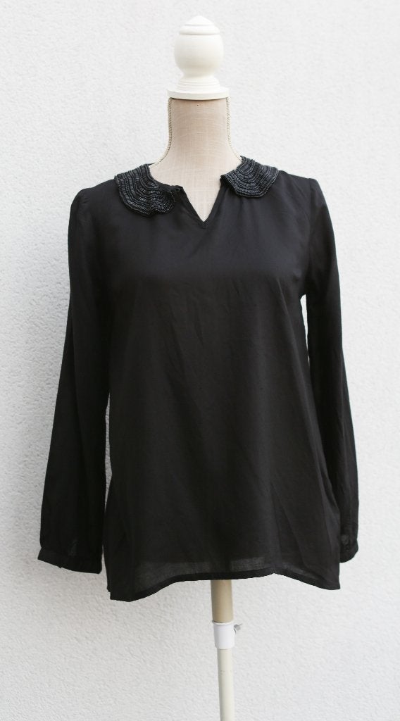 Mooie zwarte blouse met geborduurde kraag Maat S/M, Soyaconcept, Zwart, Ophalen of Verzenden, Zo goed als nieuw
