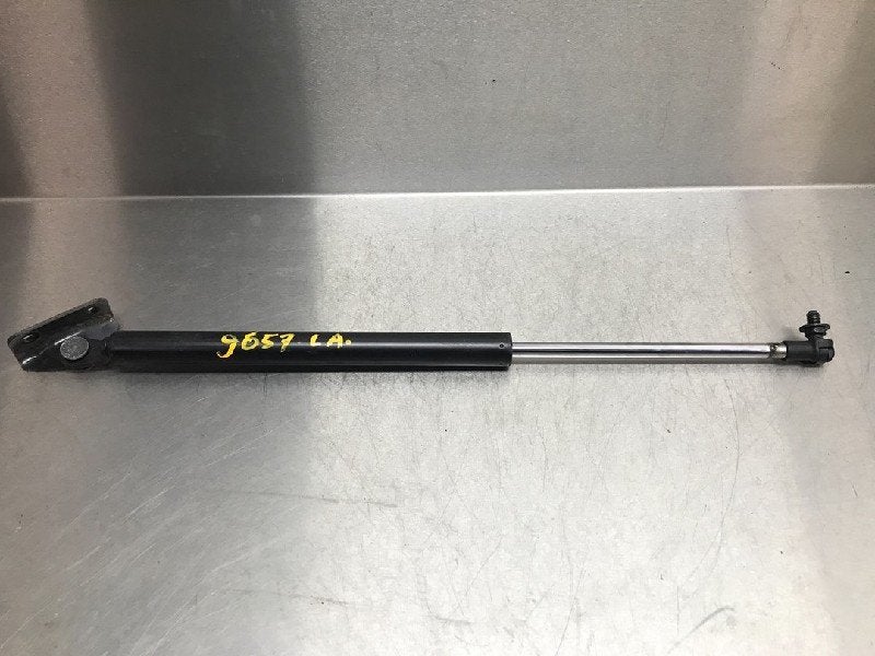 VERIN A GAZ ARRIÈRE GAUCHE Mitsubishi ASX (01-2010/03-2023), Utilisé, Mitsubishi
