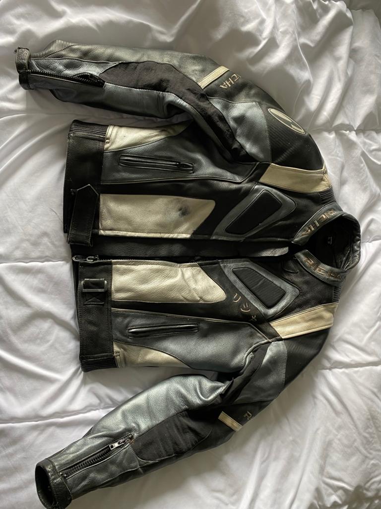 Richa Azuma leren motorvest – maat 48, Motoren, Kleding | Motorkleding, Ophalen of Verzenden, Tweedehands, Heren, Jas | leer
