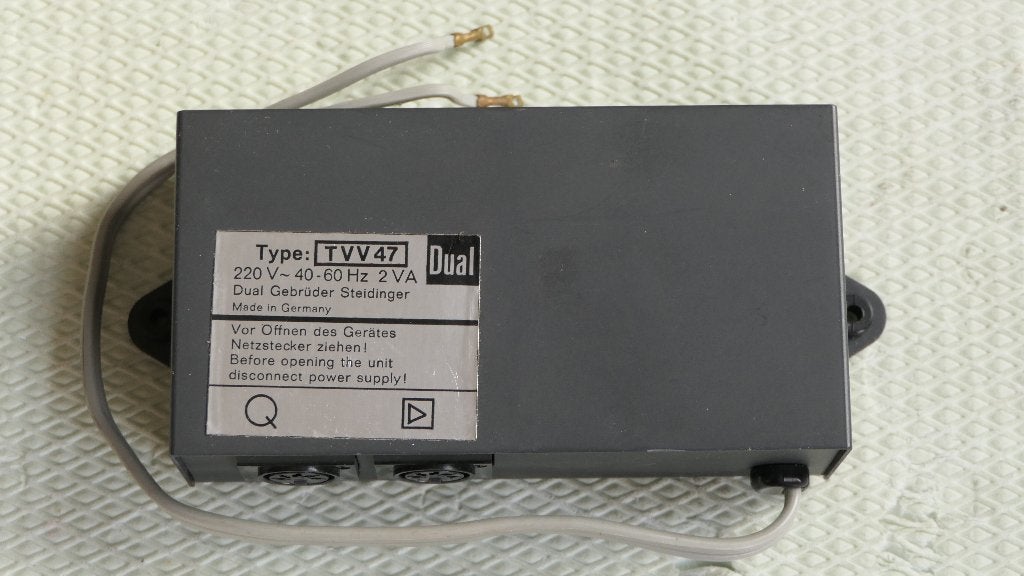 Dual TVV47 préamp, Ophalen of Verzenden, Zo goed als nieuw, Platenspeler-onderdeel, Dual