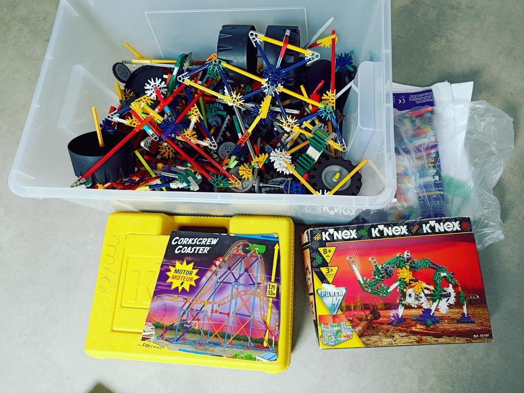 K'Nex, Enlèvement, K'nex