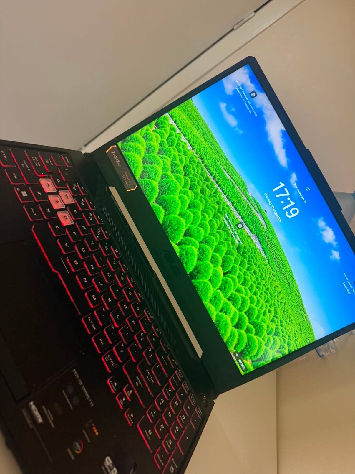 Ordinateur portable de jeu ASUS TUF F15 FX506HF, Qwerty, 8 GB, 16 pouces, Comme neuf
