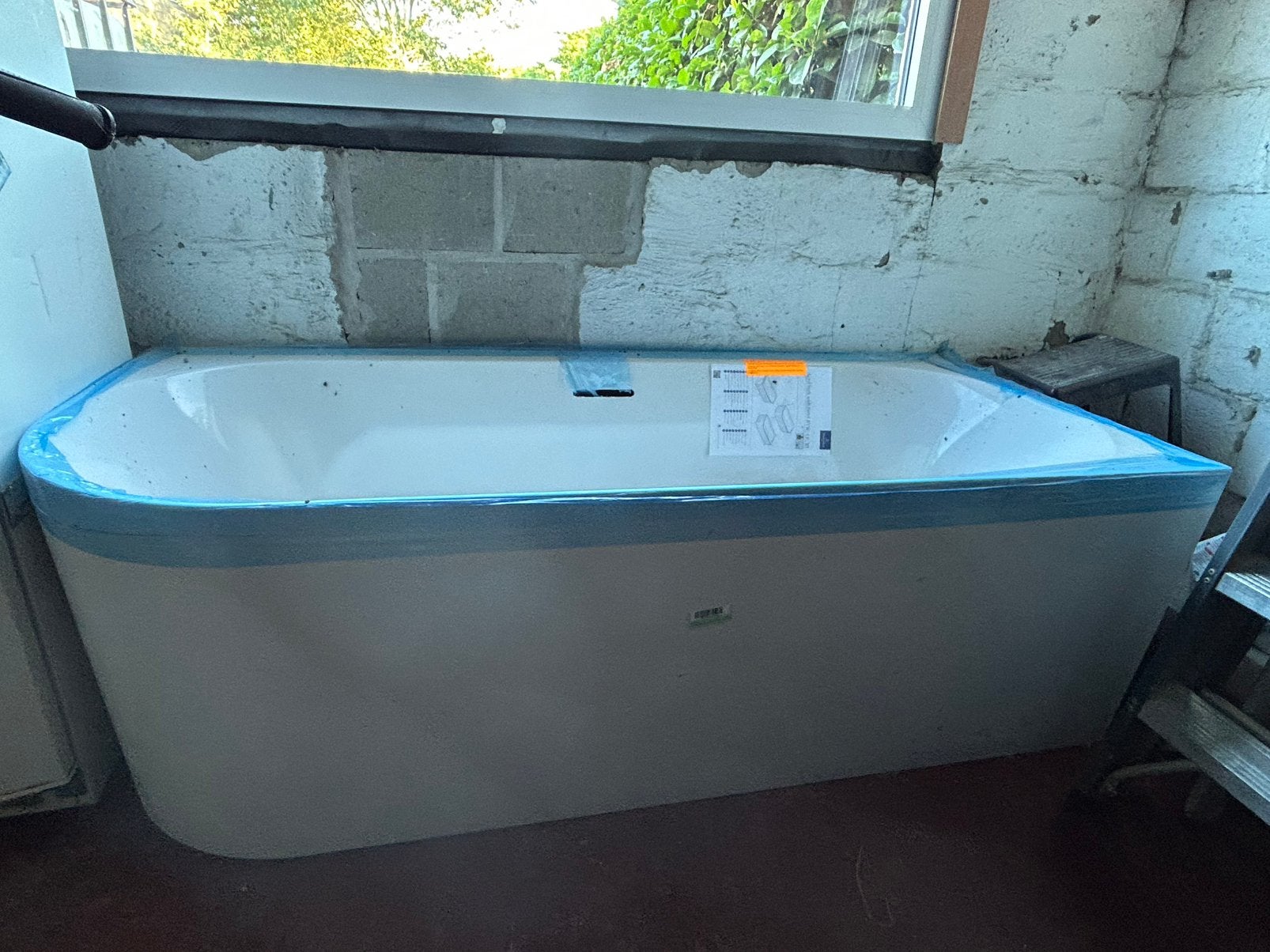 Mooi (nieuwstaat)bad villeroy &boch, Ophalen, Nieuw, Bad