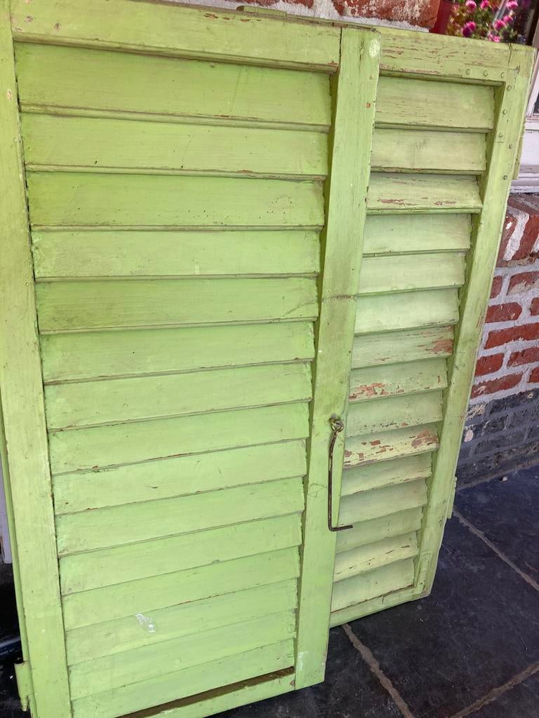 2 oude luiken in zachtgroen geverfd, Antiek en Kunst, Ophalen