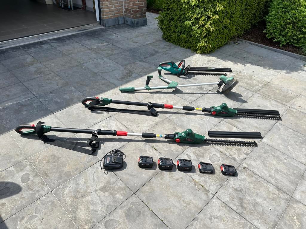 Complete Bosch Accu tuinset, Ophalen, Accu