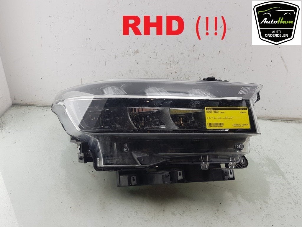 KOPLAMP RECHTS Suzuki SX4 S-Cross (JY) (01-2013/06-2022), Suzuki-Allee 7
64625  Bensheim, DE, Gebruikt, Suzuki Deutschland GmbH