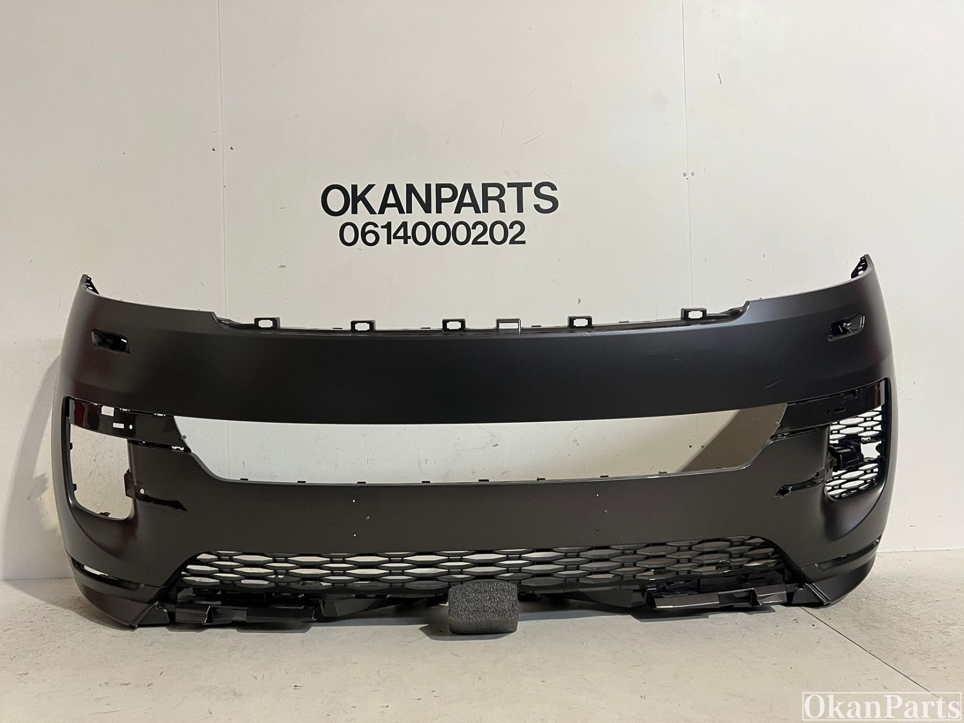 Pare-chocs avant Range Rover Sport L461 N9X2-17F003-A, Info@fabrikant.eu, Fabrikant BV, Pare-chocs, Fabrikantstraat 1
1000 AA  Amsterdam, NL