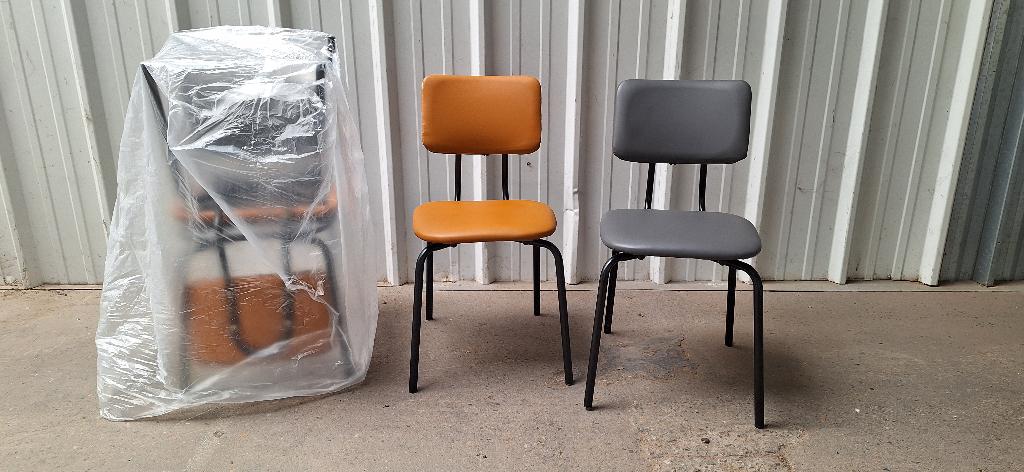 4 keukenstoelen nieuw !, Ophalen, Nieuw