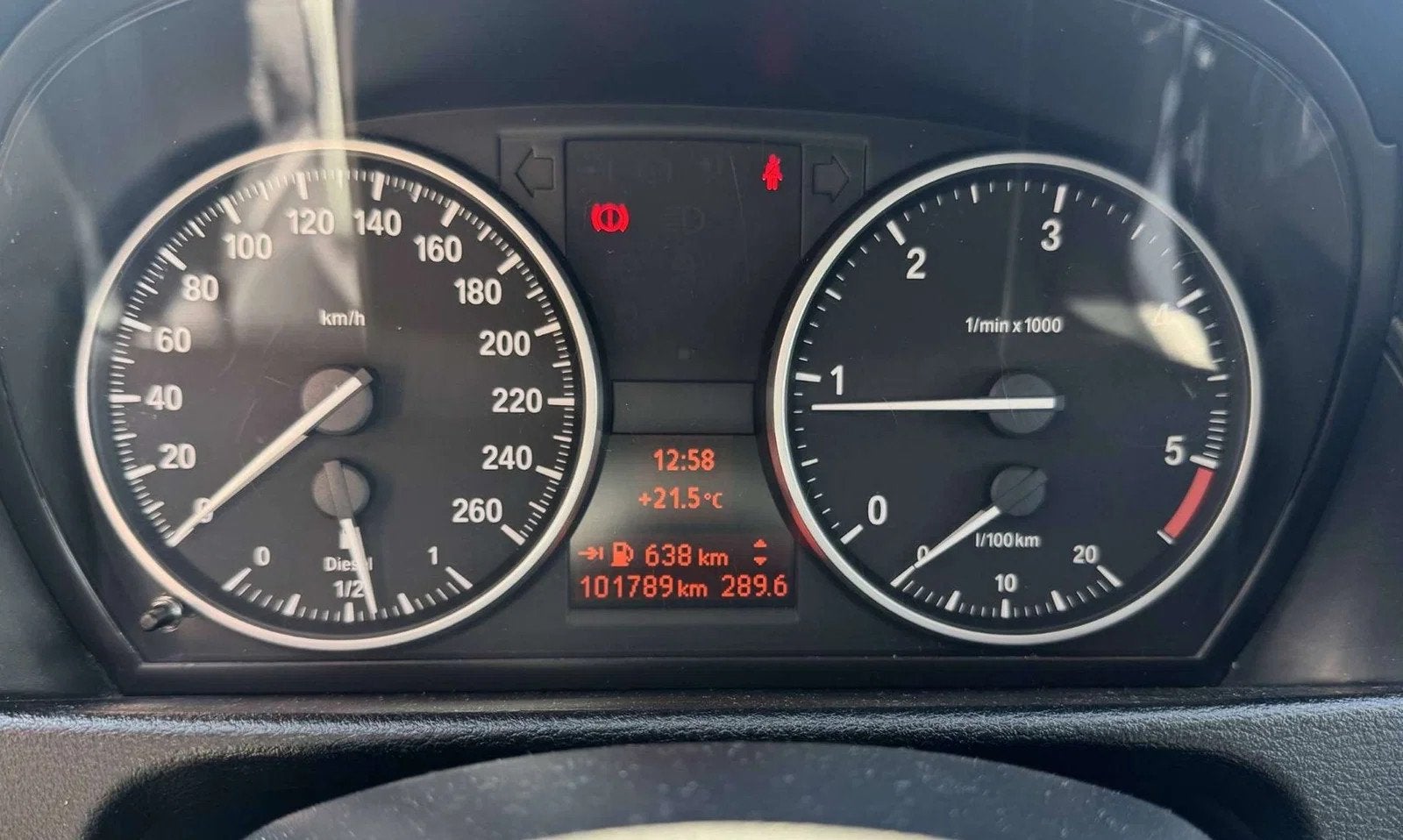 BMW X1 X1 sDrive16d - alu velgen 17" - Navi - stoelverwarmin, X1, Euro 5, Zwart, 4 cilinders