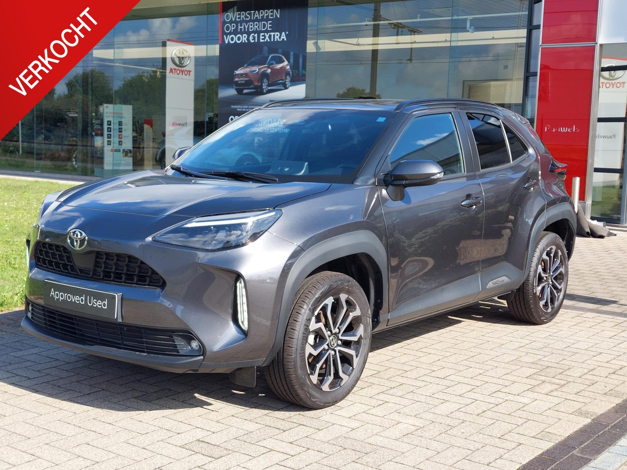 Toyota Yaris Cross 1.5 VVT-ie Hybrid 85kW Executive CVT, Stof, Gebruikt, 750 kg, 116 pk