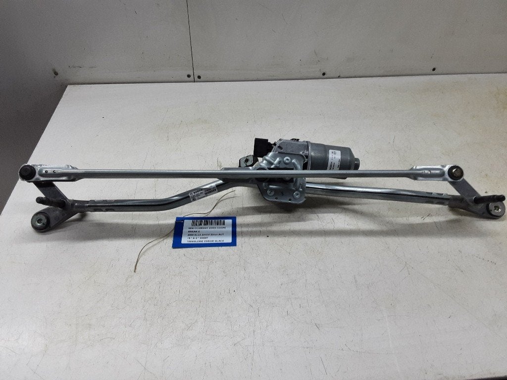 MECANISME ESSUIE-GLACE Mini Clubman (F54) (735428806), Petuelring 130
80809  München, DE, Mini, Utilisé, Minikundenbetreuung@mini.de