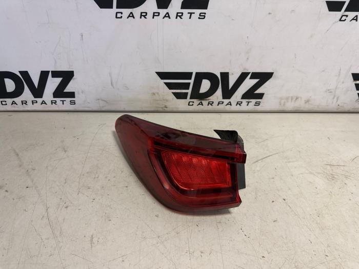 Achterlicht links van een Seat Leon, -, 3 mois de garantie, Utilisé, -