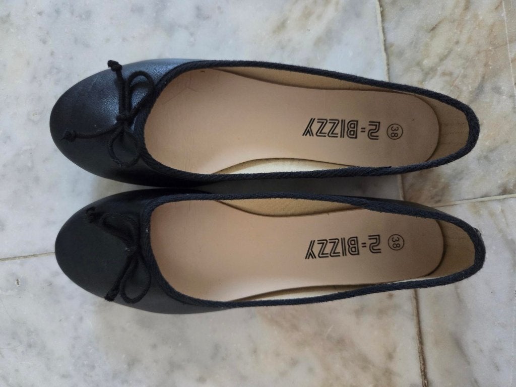 Zwarte ballerina's - maat 38 - Nog nieuw, Kleding | Dames, Ophalen, Nieuw, Ballerina's, 2 Bizzy