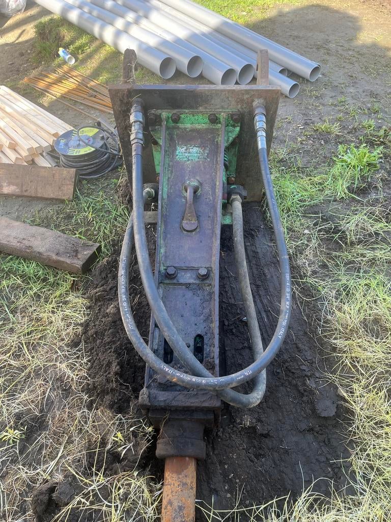 Tramac breekhamer voor 14t kraan - Net onderhoud gehad, Articles professionnels, Machines & Construction | Grues & Excavatrices