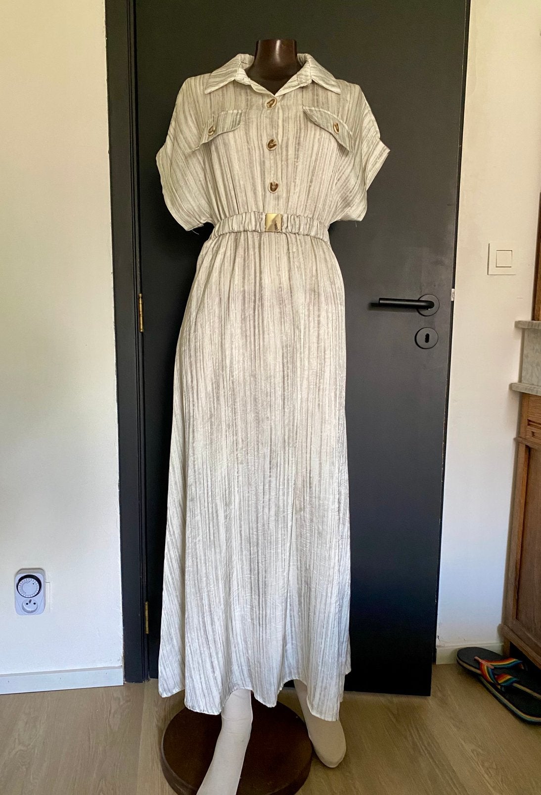 Robe longue neuve taille 36/38, Vêtements | Femmes, Enlèvement ou Envoi, Neuf, Taille 36 (S), Blanc