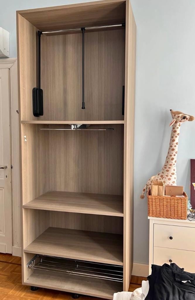 Kast zoals in foto's, Ophalen, 100 tot 150 cm, 200 cm of meer, Met plank(en)