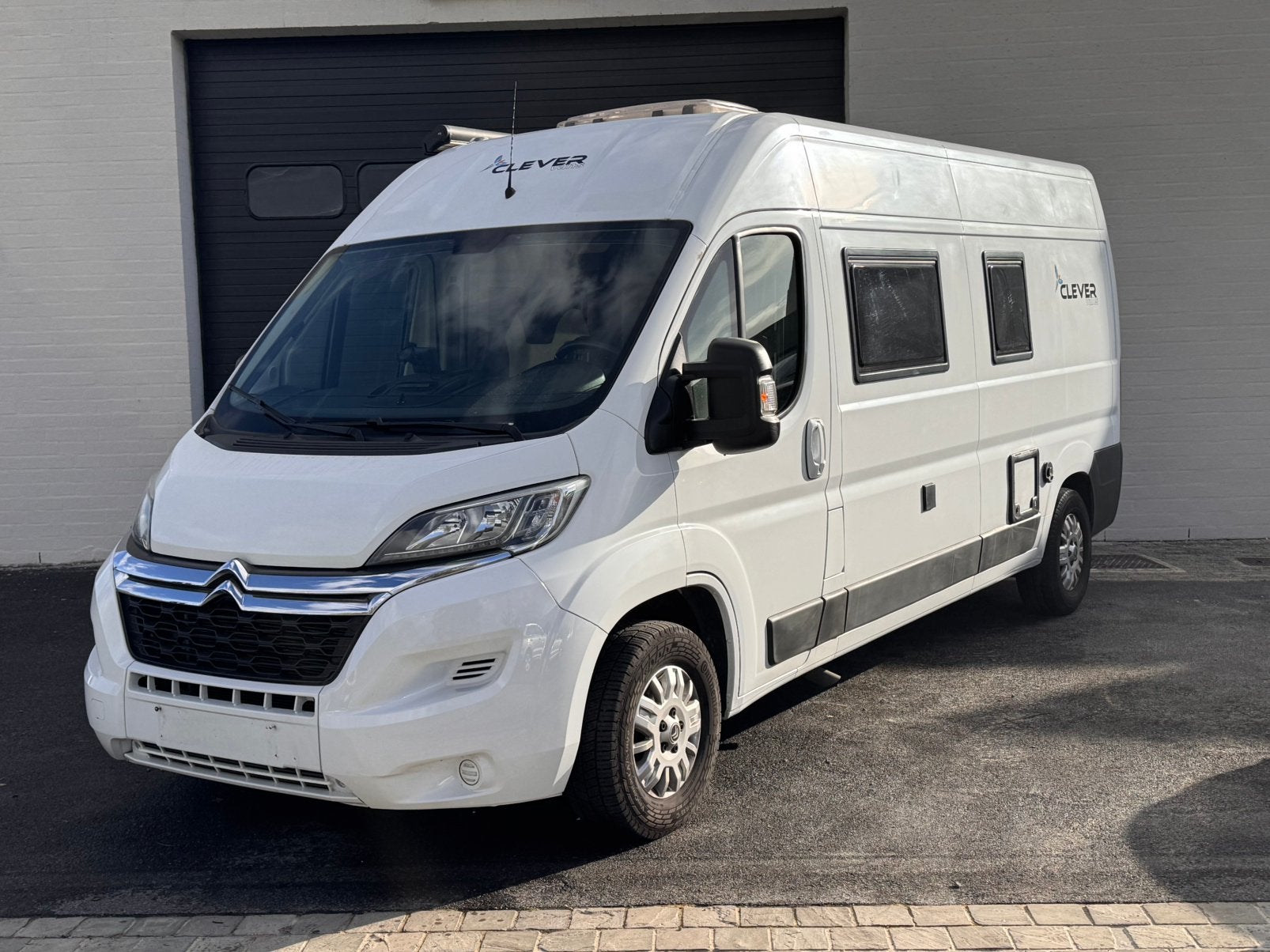 CLEVER VANS BUSCAMPER 2017 euro 6, Caravans en Kamperen, Buscamper of Camperbus, Bedrijf, Overige merken, 6 tot 7 meter