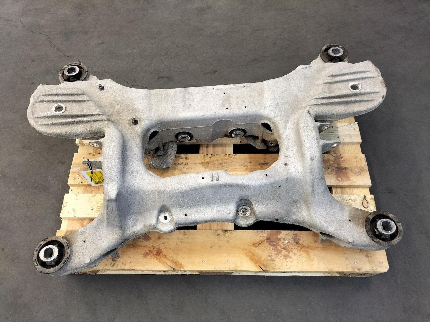 LANDROVER RANGE ROVER SPORT L494 PHEV P400e 4x4 SUBFRAME ACH, Enlèvement ou Envoi, Utilisé, ARN reconnu