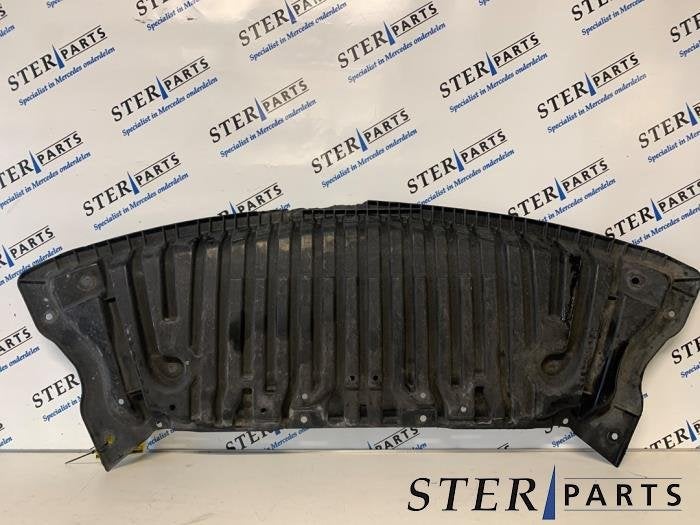 Plaque de protection sol d'un Mercedes E-Klasse, 3 mois de garantie, Utilisé, -, -