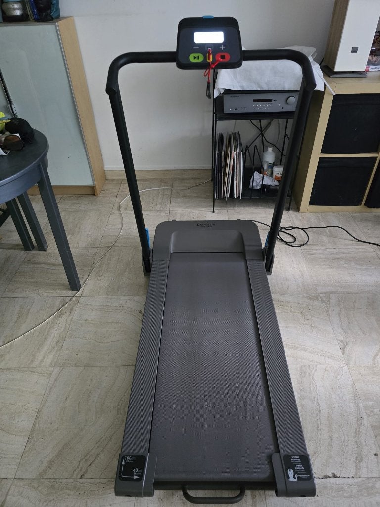 DOMYOS Tapis de marche pliable 8km/h, W500, Sports & Fitness, Jambes, Tapis roulant, Enlèvement, Utilisé
