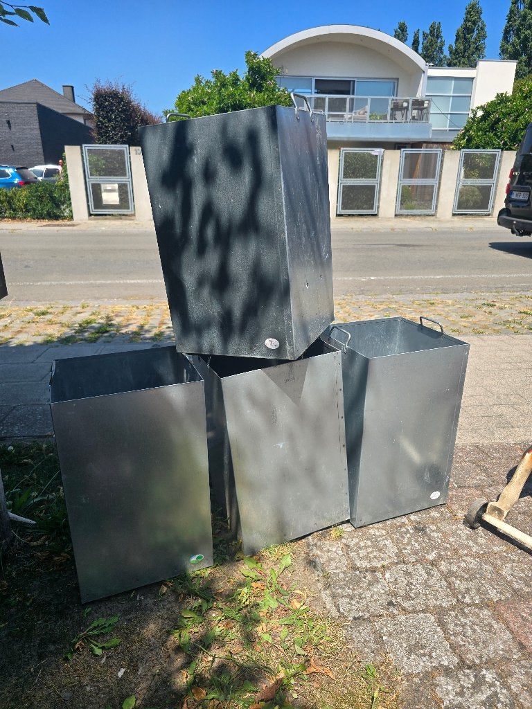 Bloembakjes, Overige materialen, Zo goed als nieuw, Balkon, 40 tot 70 cm