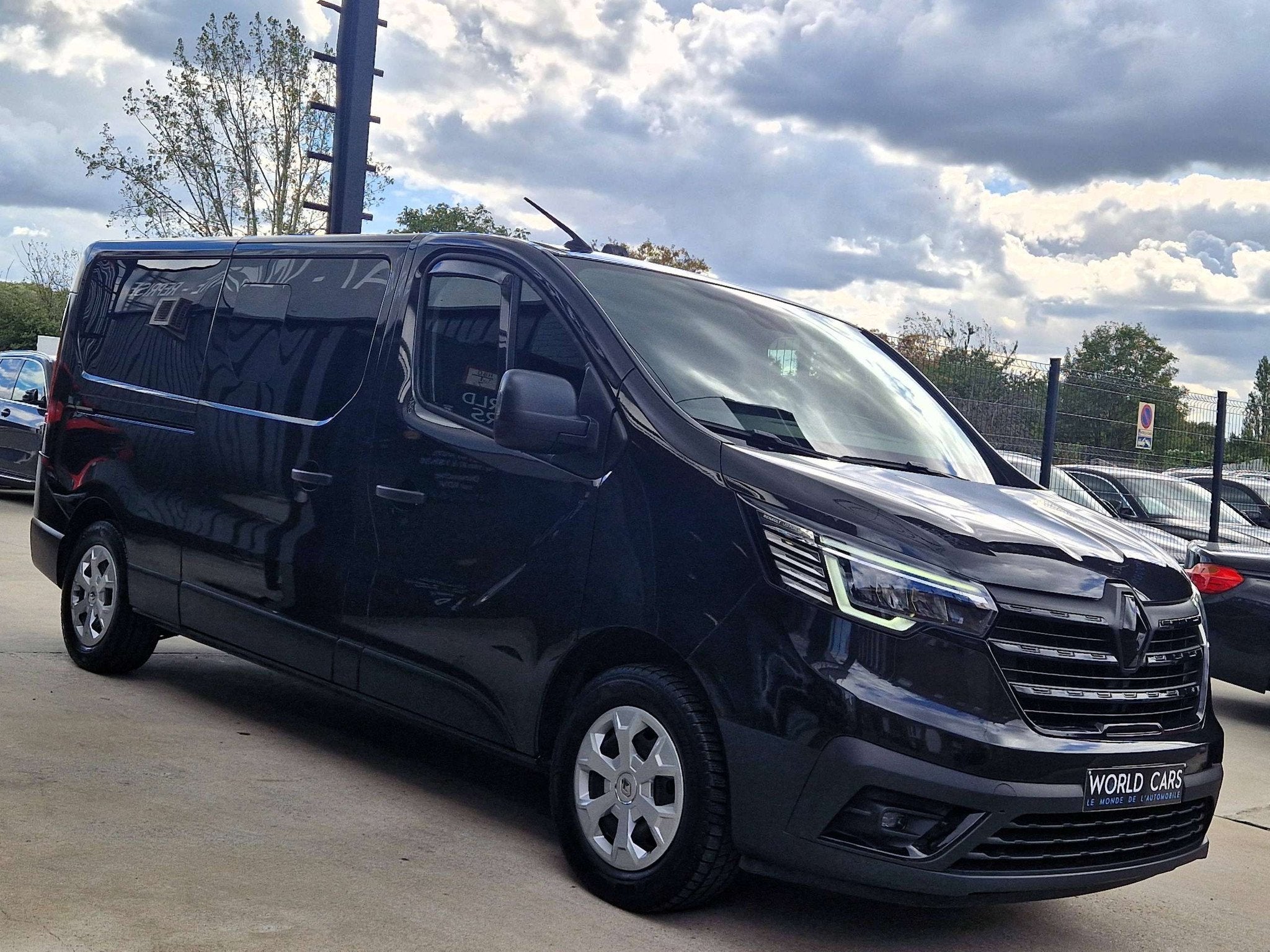 Renault Trafic 2.0 Blue dCi EDC - BOITE AUTO - 8 PLACES - TV, Autos, Entreprise, Autre carrosserie, 191 g/km, Diesel