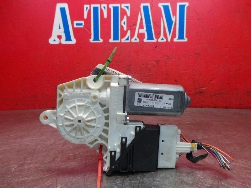 MOTEUR LEVE VITRE ELECTRIQUE Seat Leon (1P1) (|1K0959703N|), Brose SE, Info@brose.com, Utilisé, Max-Brose-Straße 1
96450  Coburg, DE