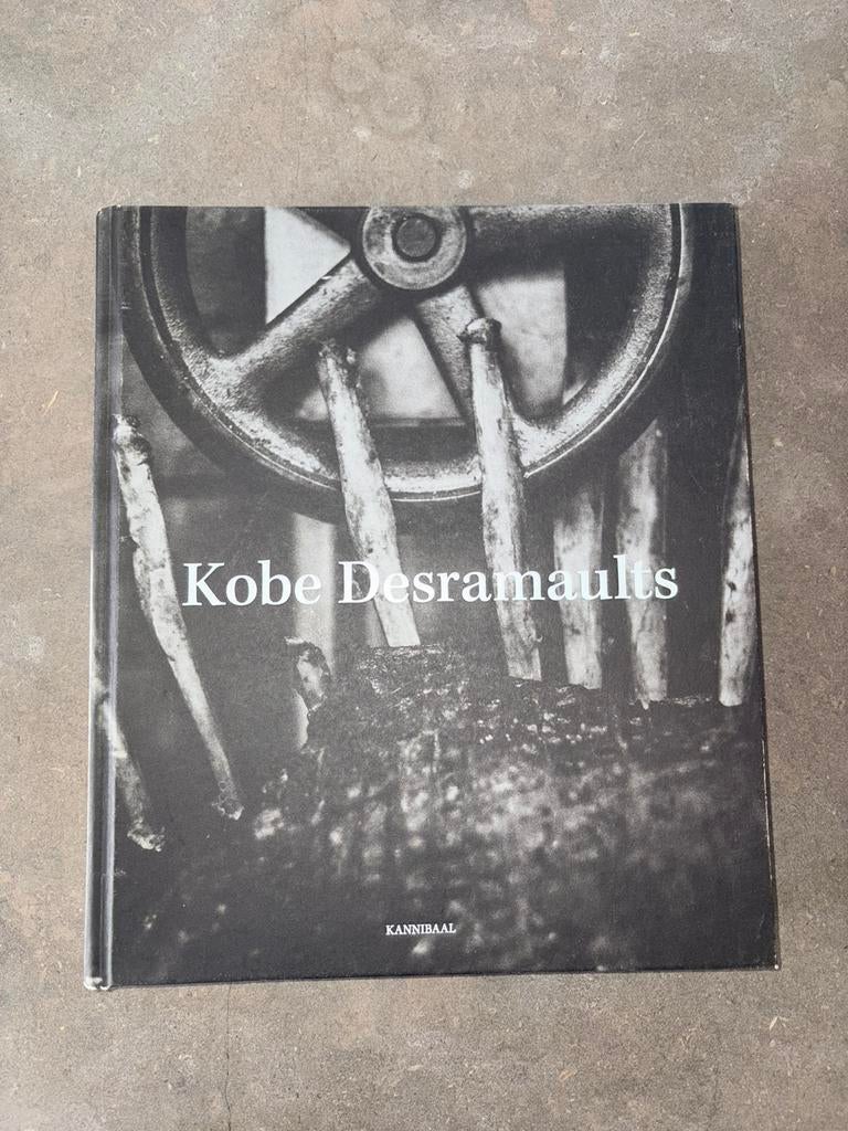 Hardcover boek Kobe Desramaults, Zo goed als nieuw, Kobe Desramaults, Overige typen, Ophalen of Verzenden