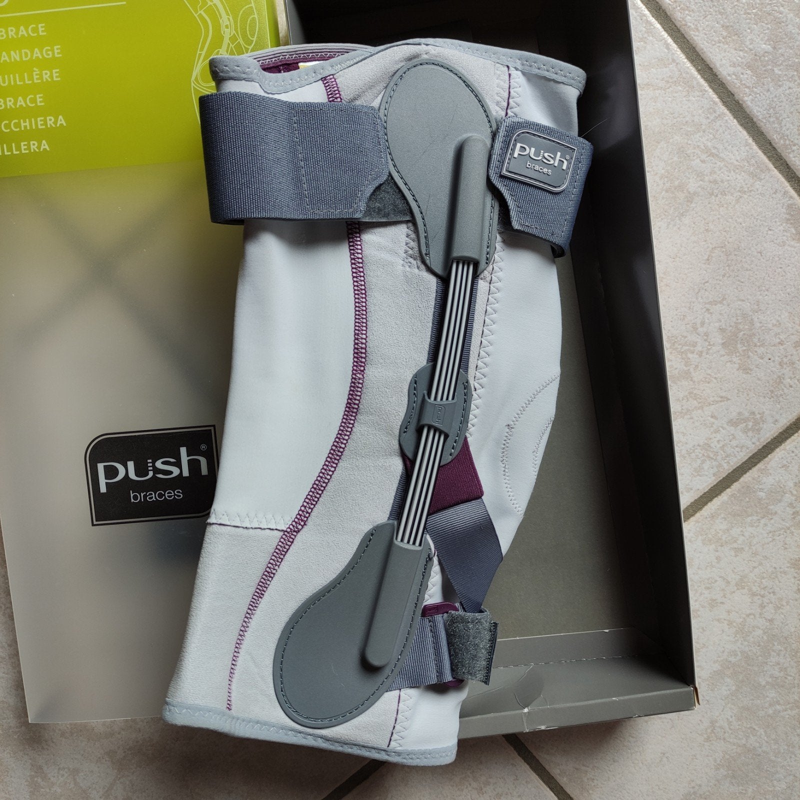 Push braces - MED kniebandage maat 3., Diversen, Ophalen, Zo goed als nieuw