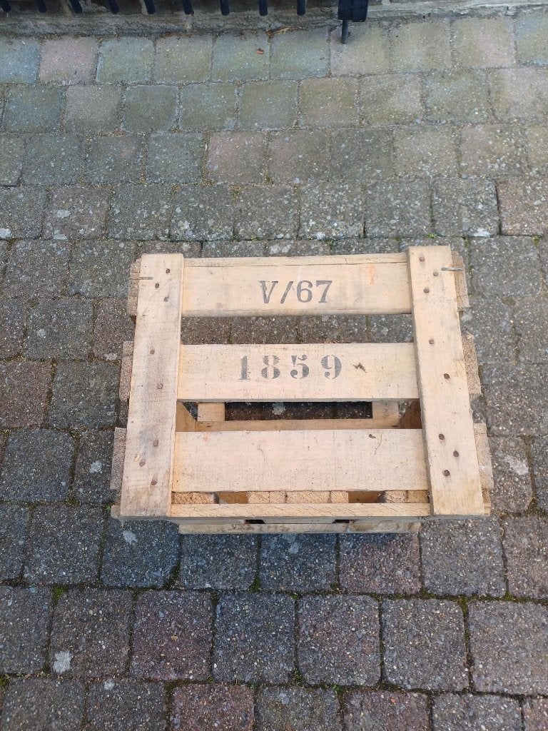 Mooie authentieke oude  bierbak  “DE TORENS – AARSCHOT”., Enlèvement