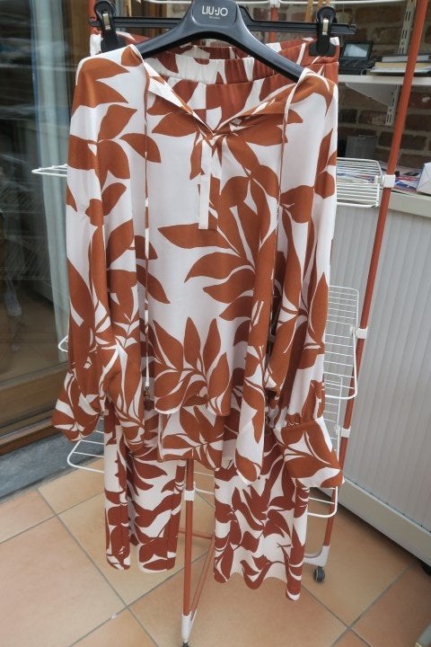 Broek+blouse nieuw zijde wit bruine print Max Mara mt 38, Maat 38/40 (M), Bruin, Max Mara, Nieuw