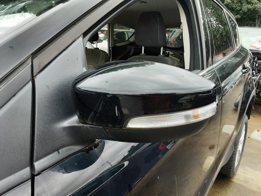 RETROVISEUR EXTERIEUR GAUCHE Ford Kuga II (DM2), Mevr. I. Hauben, Rue de l'Espoir 34 34
4030  GRIVEGNÉE, BE, Info@Collignon.be