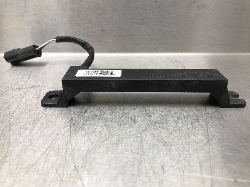 ANTENNE D'ACCÈS SANS CLÉ Kia Stonic (YB) (|YCB21C300190|), Autos : Pièces & Accessoires, Kia, Info@kia.de, Utilisé, Theodor-Heuss-Allee 11
60486  Frankfurt am Main, DE