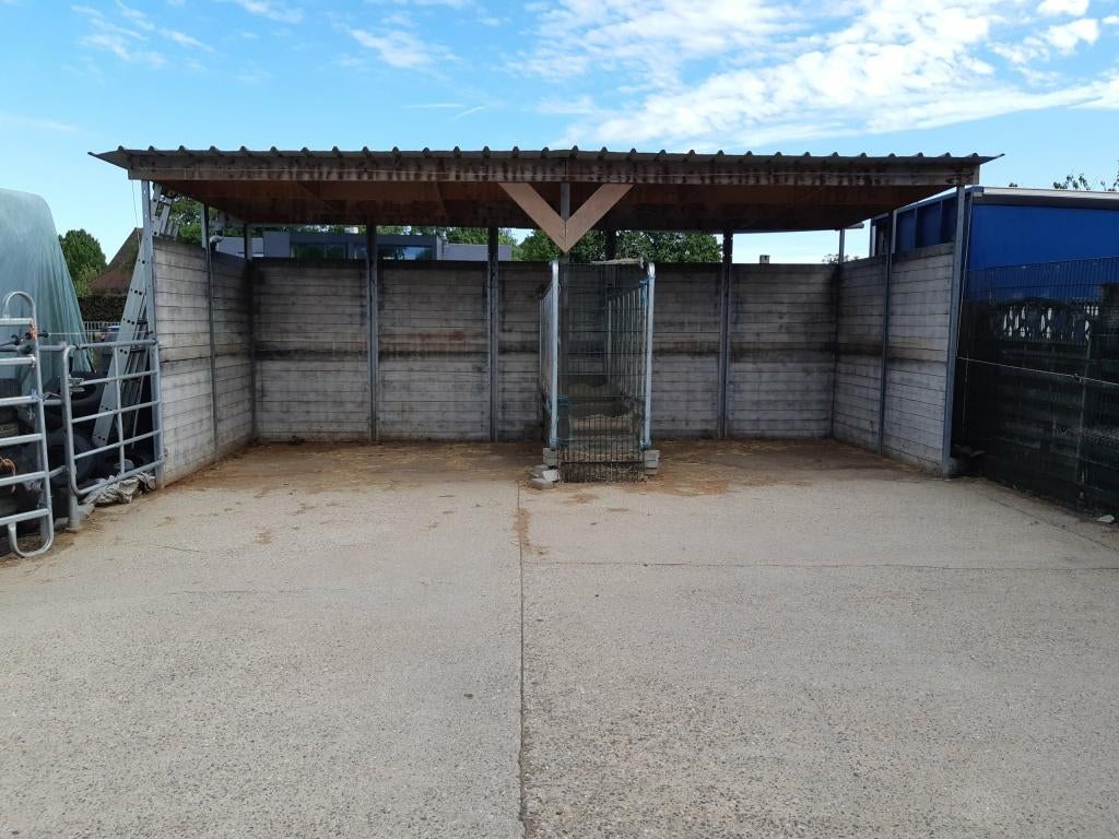 Stevige, grote schuilstal, Dieren en Toebehoren, Stalling en Weidegang, 4 paarden of pony's of meer