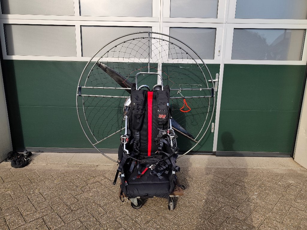 Paramotor. Nieuwe 150cc motor met E-PROP, Sport en Fitness, Ophalen of Verzenden, Zo goed als nieuw, Paramotor, Gemotoriseerd