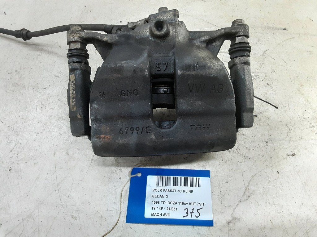 ETRIER DE FREIN AVANT DROIT Volkswagen Passat (3G2), Autos : Pièces & Accessoires, Utilisé, Volkswagen