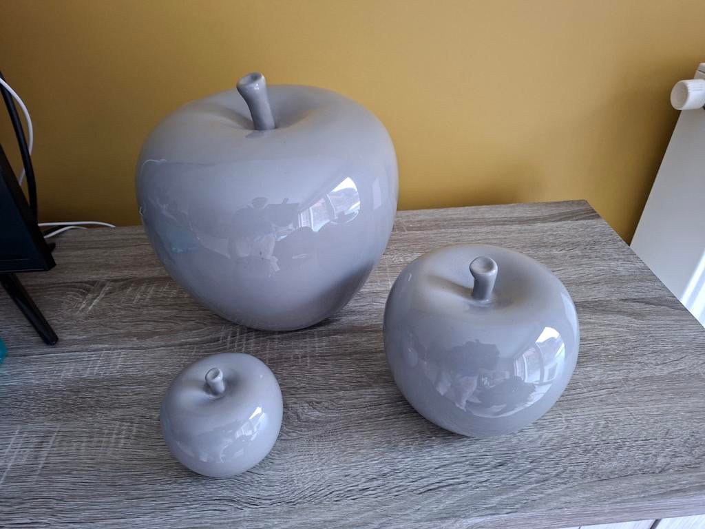 Decoratie appels, Ophalen