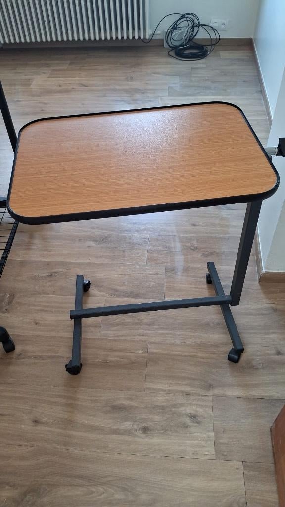 Table d'appoint, Enlèvement