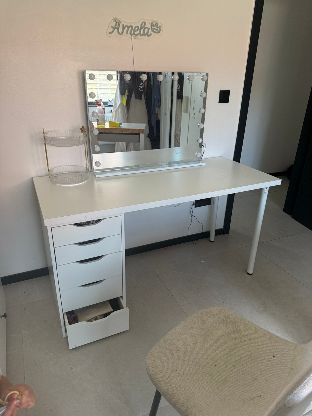 Witte make-up tafel / kaptafel – €40, Huis en Inrichting, Ophalen, Demontabel, Gebruikt, Hout