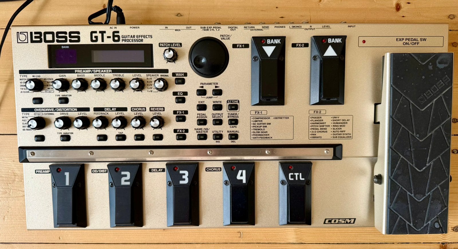 À vendre : Processeur d'effets pour guitare BOSS GT-6, Musique & Instruments, Enlèvement, Utilisé, Chorus
