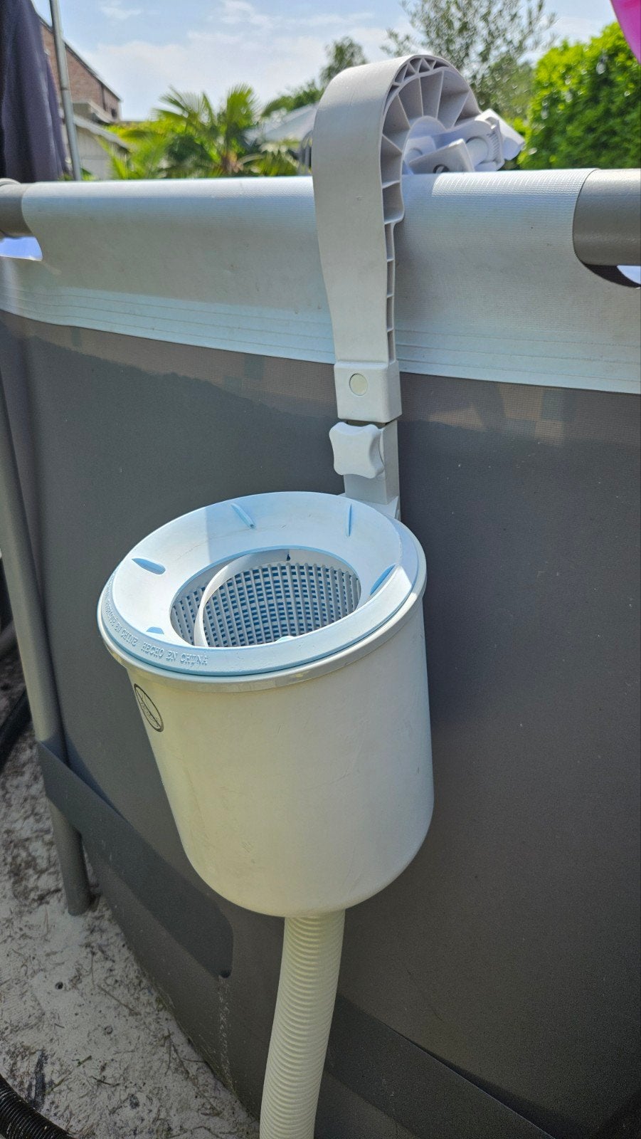 Skimmer zwembad, Enlèvement
