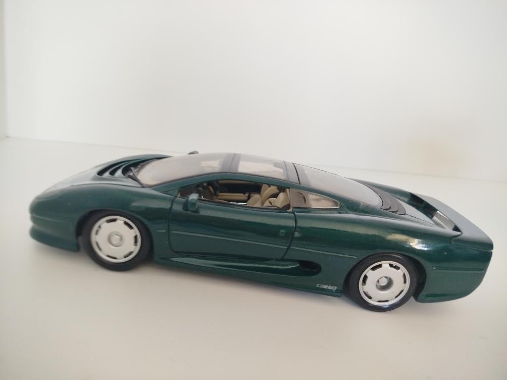 Jaguar xj220, Ophalen, Zo goed als nieuw, Auto, Maisto