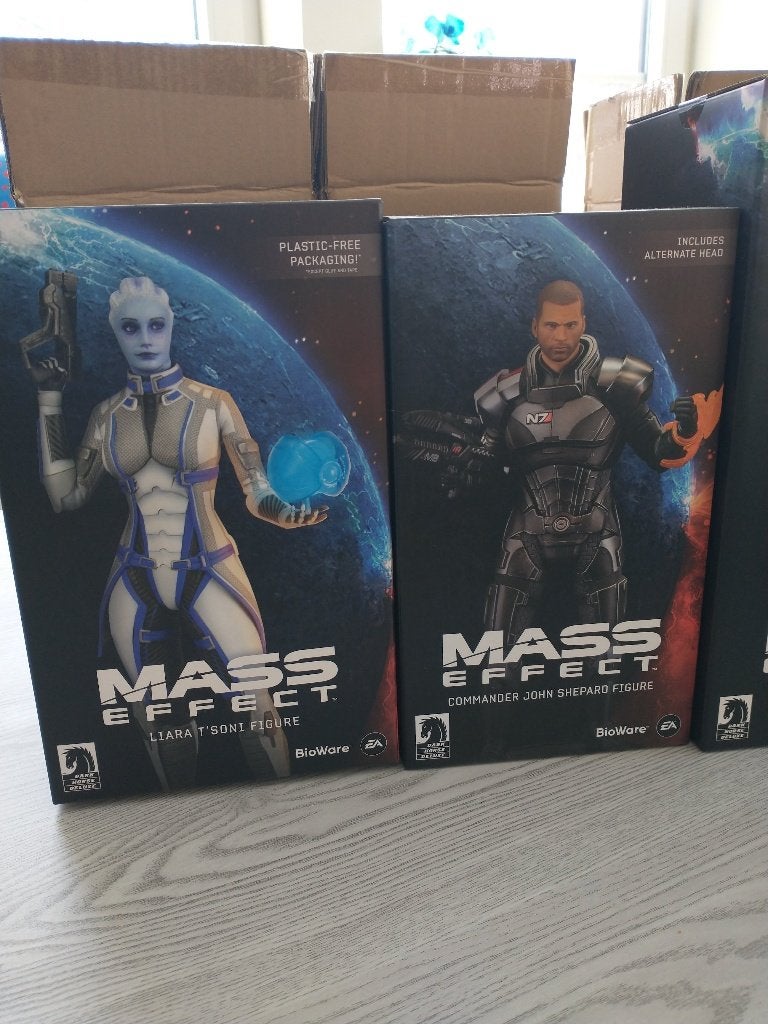 Dark Horse Deluxe - Mass Effect 1 beelden, Enlèvement ou Envoi, Neuf