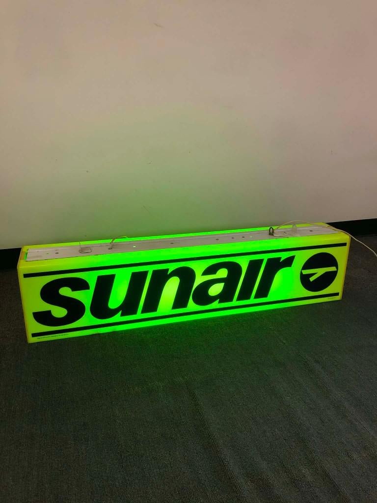 SUNAIR lichtreclame, Ophalen