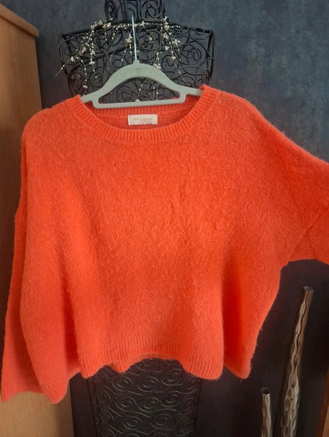 joli pull orange Mika Elles TU 36 38, Vêtements | Femmes, Taille 38/40 (M), Enlèvement ou Envoi, Mika elles, Comme neuf
