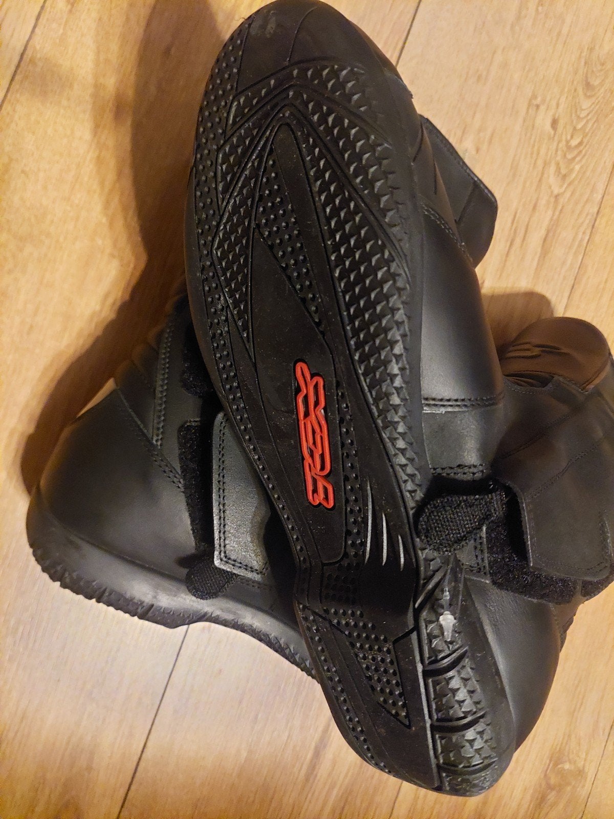 Niet gedragen motorlaarzen goretex maat 44, Motoren, Ophalen