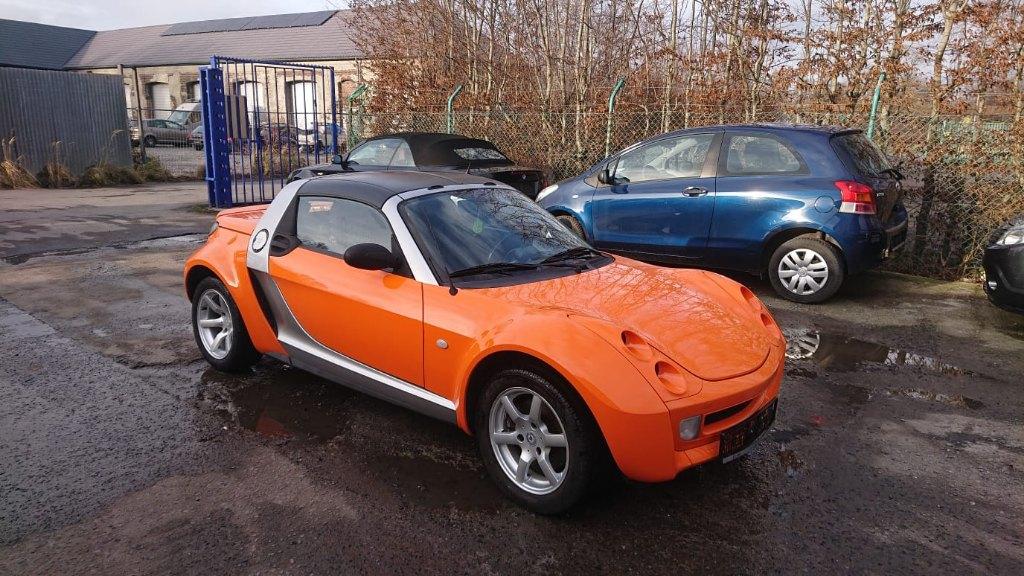 Smart roadster 698cc essence cabrio seulement 44000km, Rouge, Achat, Entreprise, Roadster